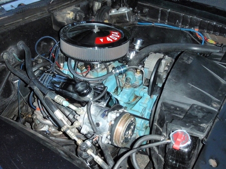 Larry's 71 Pontiac GTO Engine Picture